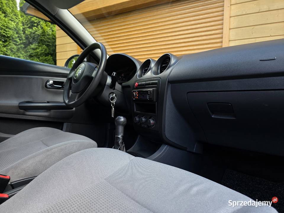 Seat Ibiza 2003r 14 BENZYNA Strzyżów