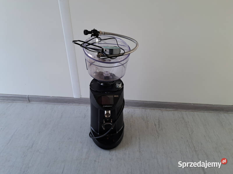 Ekspres Nuova Simonelli Appia Life XT 2GR młynek mazowieckie