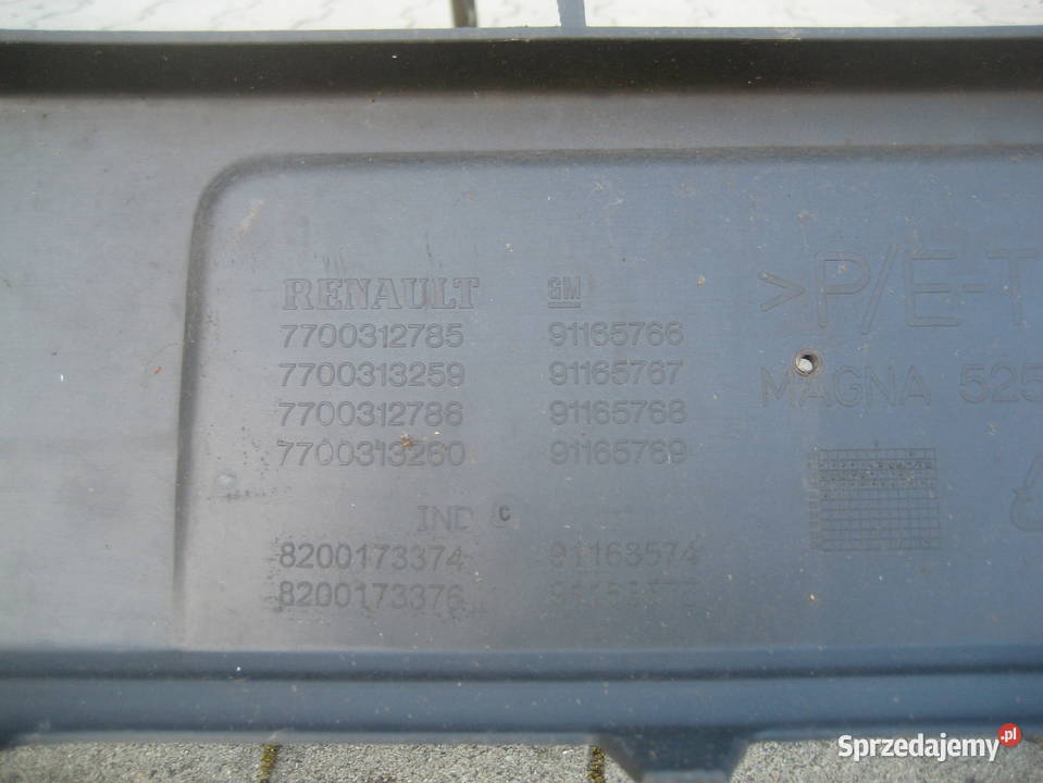 renault trafic vivaro a 0106r zderzak przedni osobowe Rakoniewice