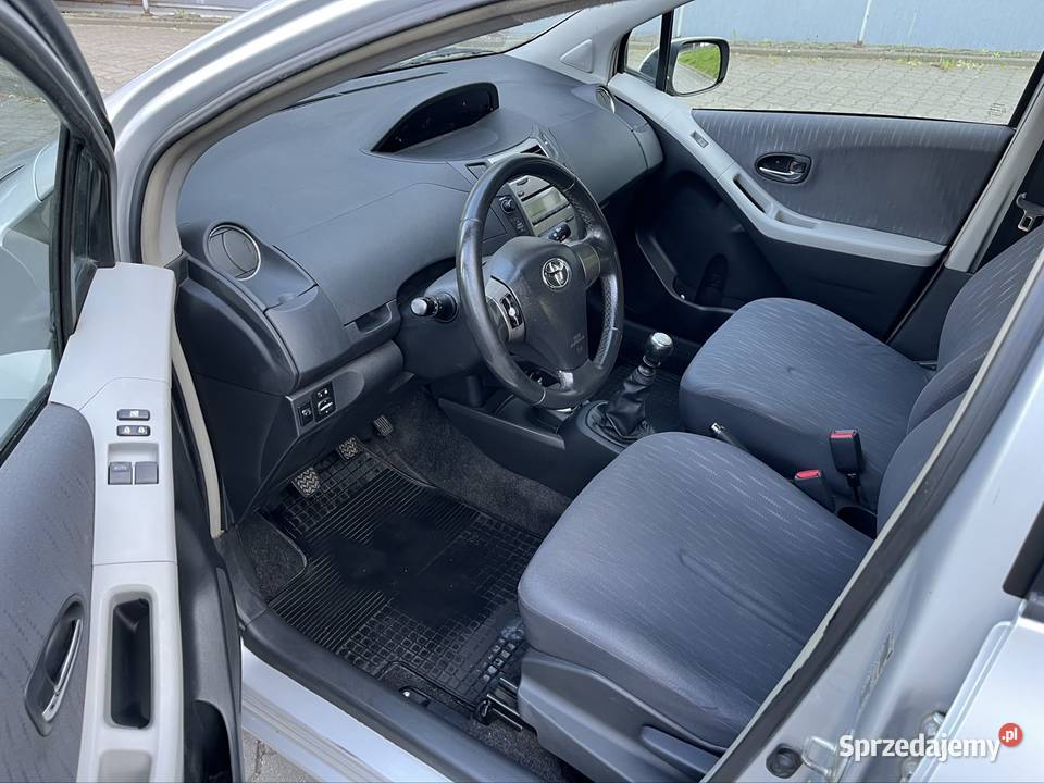 Yaris 13 Salon Polska Bezwypadkowy wielofunkcyjna kierownica mazowieckie Warszawa sprzedam
