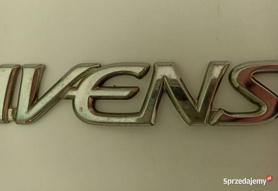 napis Toyota Avensis osobowe Lipno sprzedam