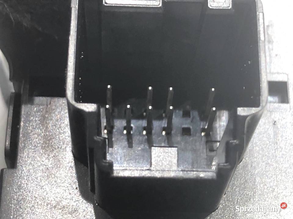 WŁĄCZNIK ŚWIATEŁ OPEL COMBO D 39085924 PRZYCISK