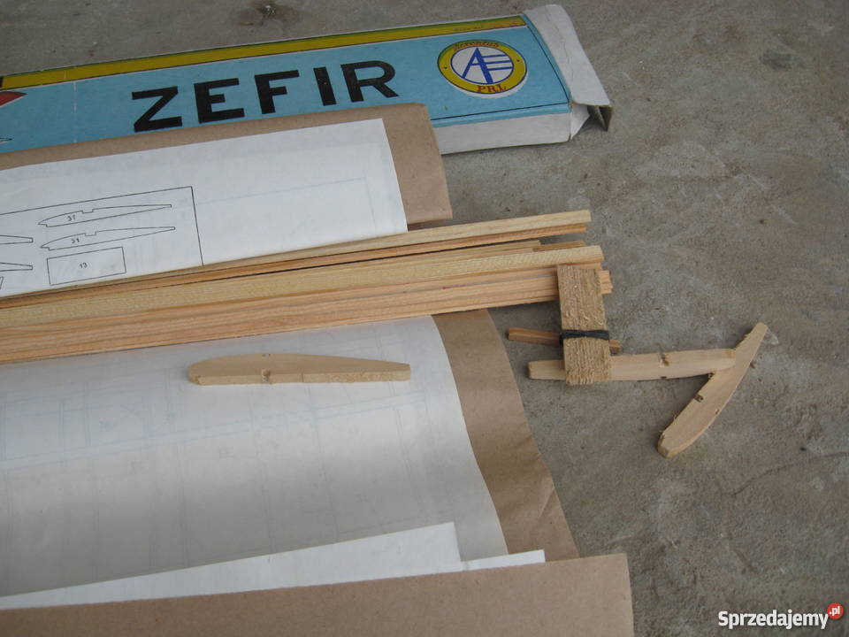 Unikat Model szybowca z Prlu LZPN Krosno ZEFIR Grodziczno
