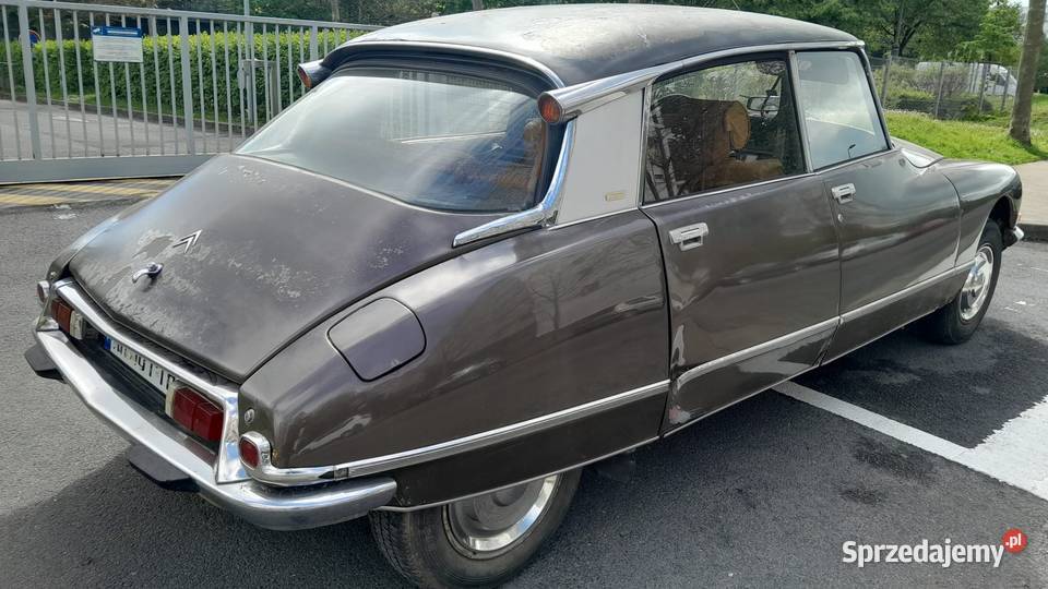 Fantomas sprzedaje Citroen DS 21 Pallas w pełni DS sprzedam