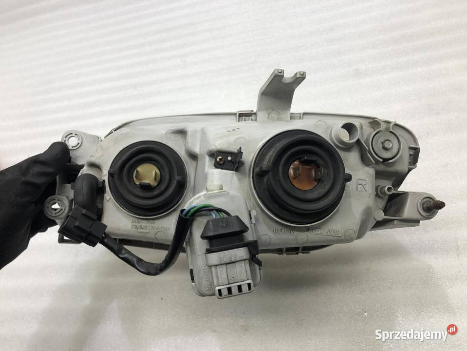 HALOLGEN LAMPA PRAWY PRZÓD MAZDA 323F
