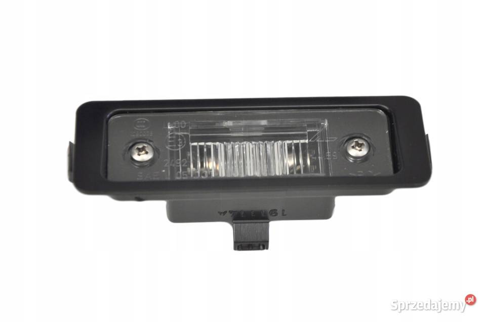 VOLVO C30 oświetlenie tablicy rejestracyjnej OE
