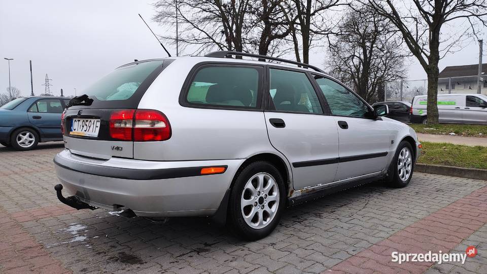 Volvo V40 2001r 19D hak Toruń