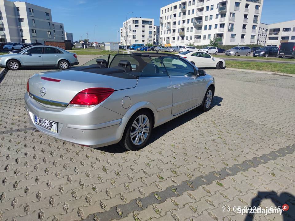 Opel Astra H Twin Top cabrio 18 benzyna 2006r Września sprzedam