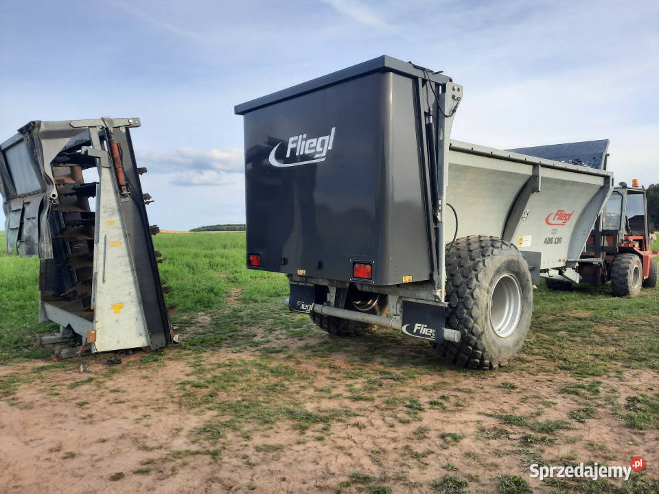Rozrzutnik obornika przyczepa samowyładowcza Baliki