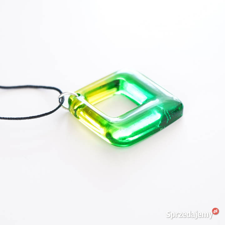 Zielono żółty wisiorek romb z żywicy handmade Warszawa