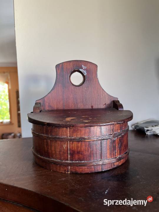 Pojemnik drewniany z klapką Do powieszenia