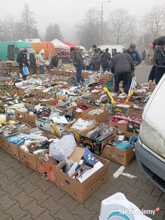 Do sprzedania około 200 kartonów kat AbcAmazon i łódzkie Łódź