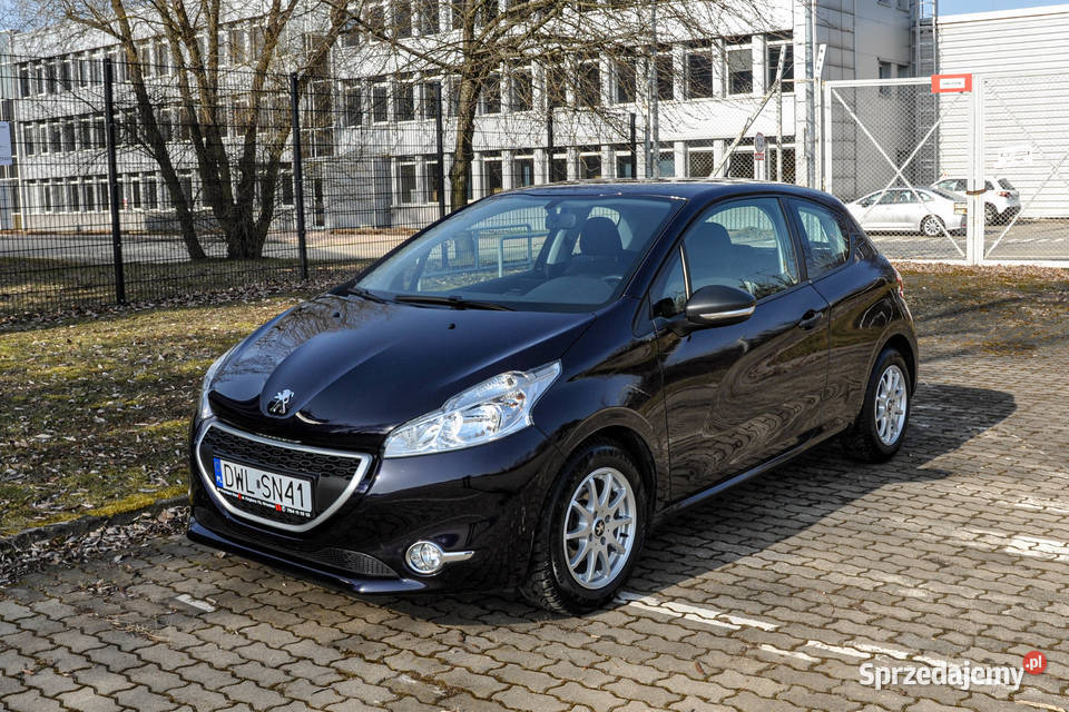 Peugeot 208 2014 r 93 999cm3 dolnośląskie Wrocław