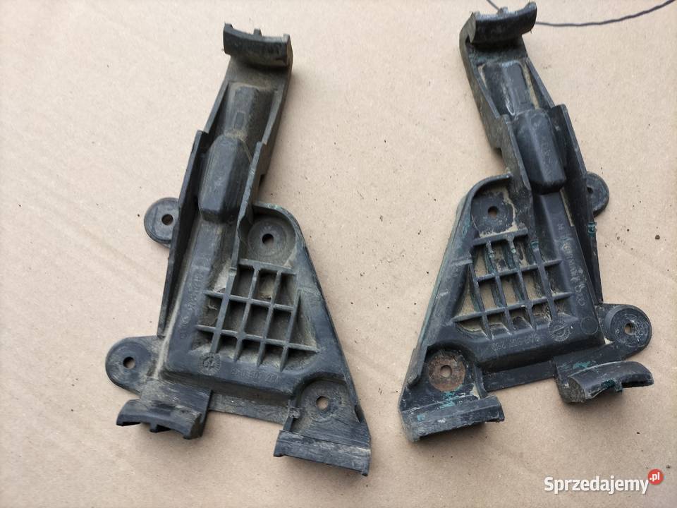 AUDI 80 B4 UCHWYT ŚLIZG ZDERZAKA 8A0807284 osobowe Kamień-Kolonia