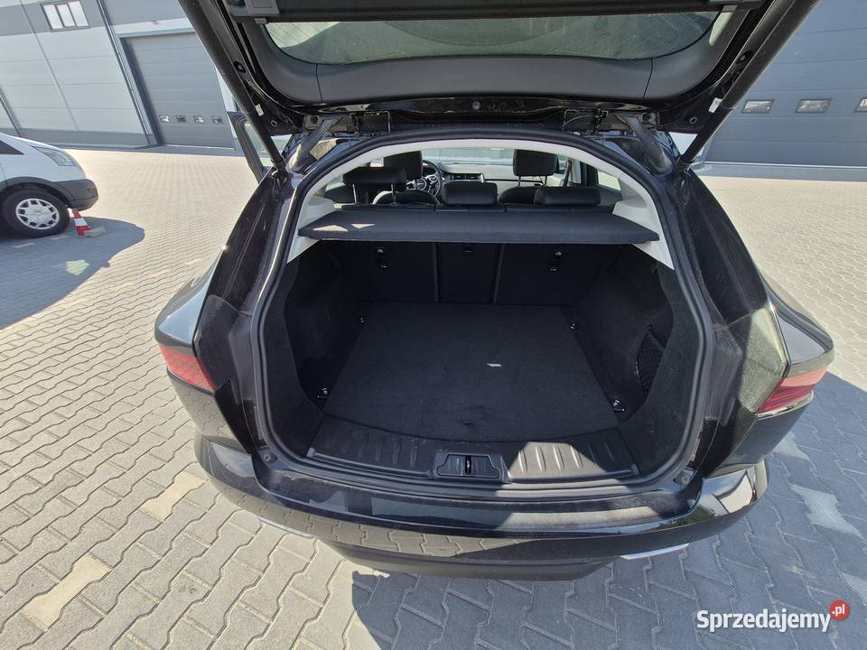 Syndyk sprzeda JAGUAR EPace 20 i4D MR21 E6d automatyczna Pozostałe Warszawa