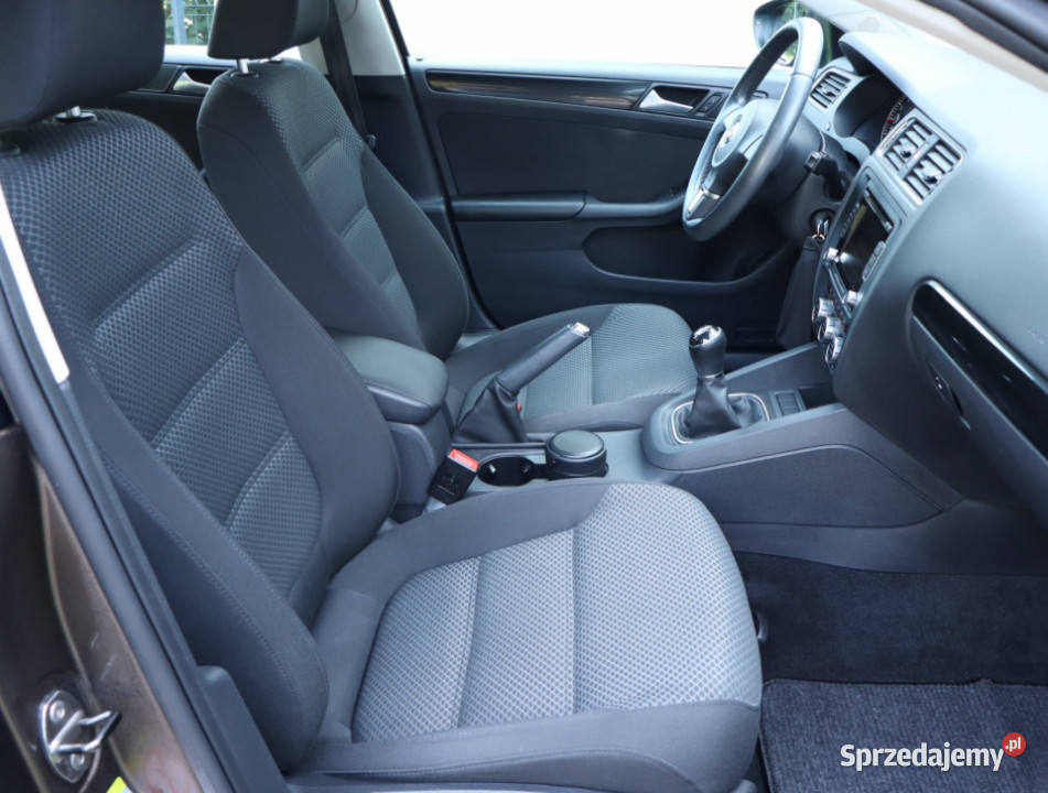 VW Jetta 12 TSI nieuszkodzony Piaseczno