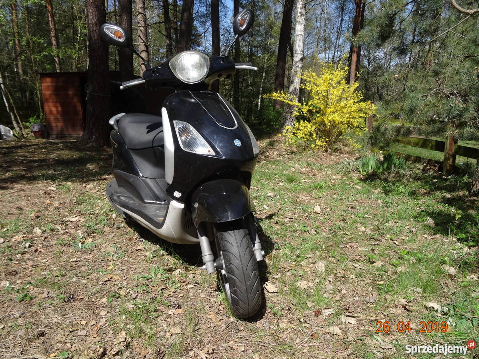 odjazdowy skuter piaggio z powodu wieku automatyczna Piaggio świętokrzyskie