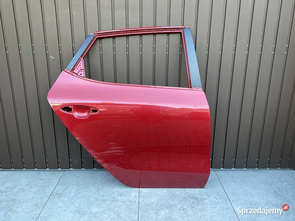 KIA CEED II HB DRZWI PRAWE TYŁ