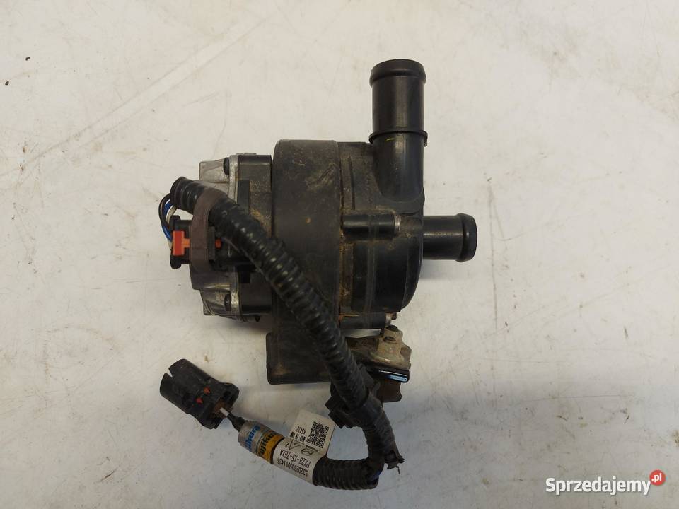 Mazda CX60 2023 pompa wody elektryczna dodatkowa osobowe Pompy wody sprzedam
