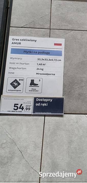 Sprzedam tanio płytki i klej