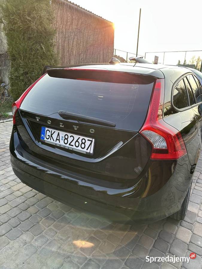 VOLVO V60 kombi bezwypadkowe produkcji 2012 Glincz