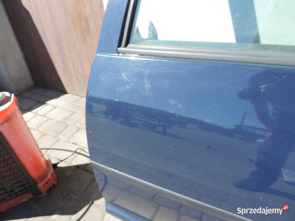 VW GOLF 4 KOMBI DRZWI LEWY TYŁ Nowy Sącz