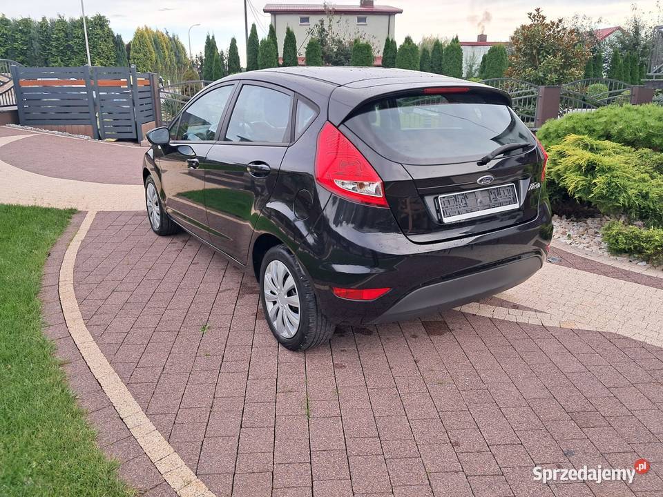 Sprzedam Ford Fiesta 12 benzyna 82 benzyna Konin