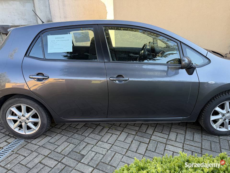 Toyota Auris 16 vvti 124 LPG Kutno