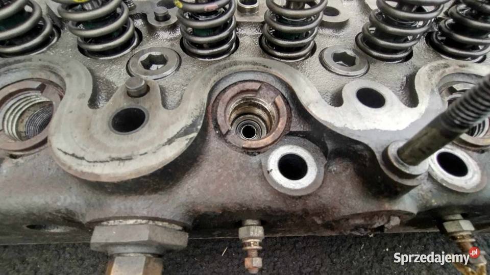 MercedesBenz T1 1977 24 D OM616 Głowica silnika Głowice cylindrów Łagiewniki
