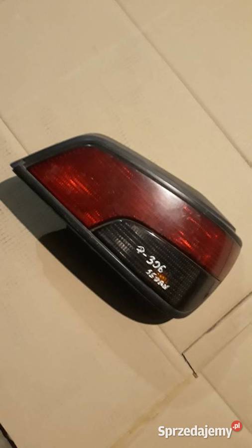 Peugeot 306 sedan lampa tył prawa Wierzbica