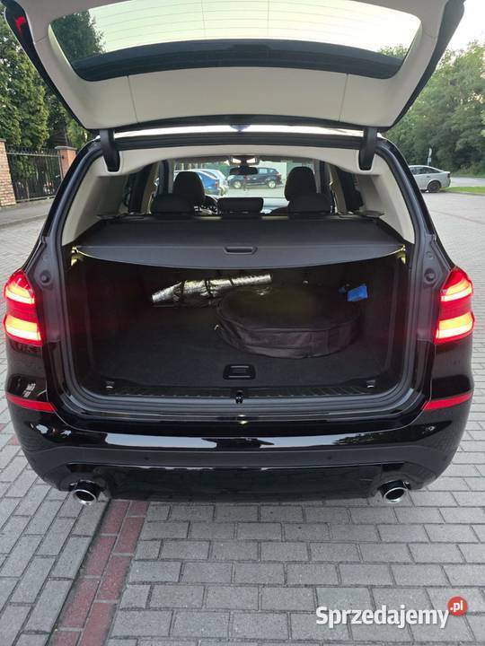 BMW X3 xDrive20d welurowa tapicerka