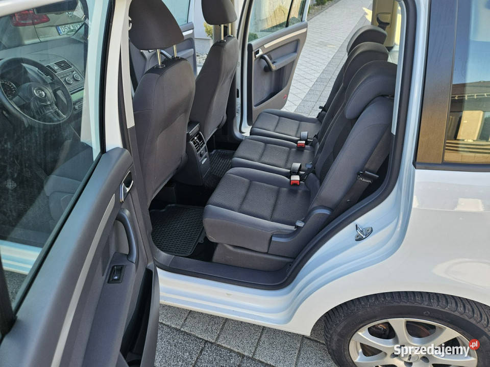 Volkswagen Touran 16 105 Klimatronik Elektryka Zarejestrowany w Polsce Samochody osobowe Strzegom