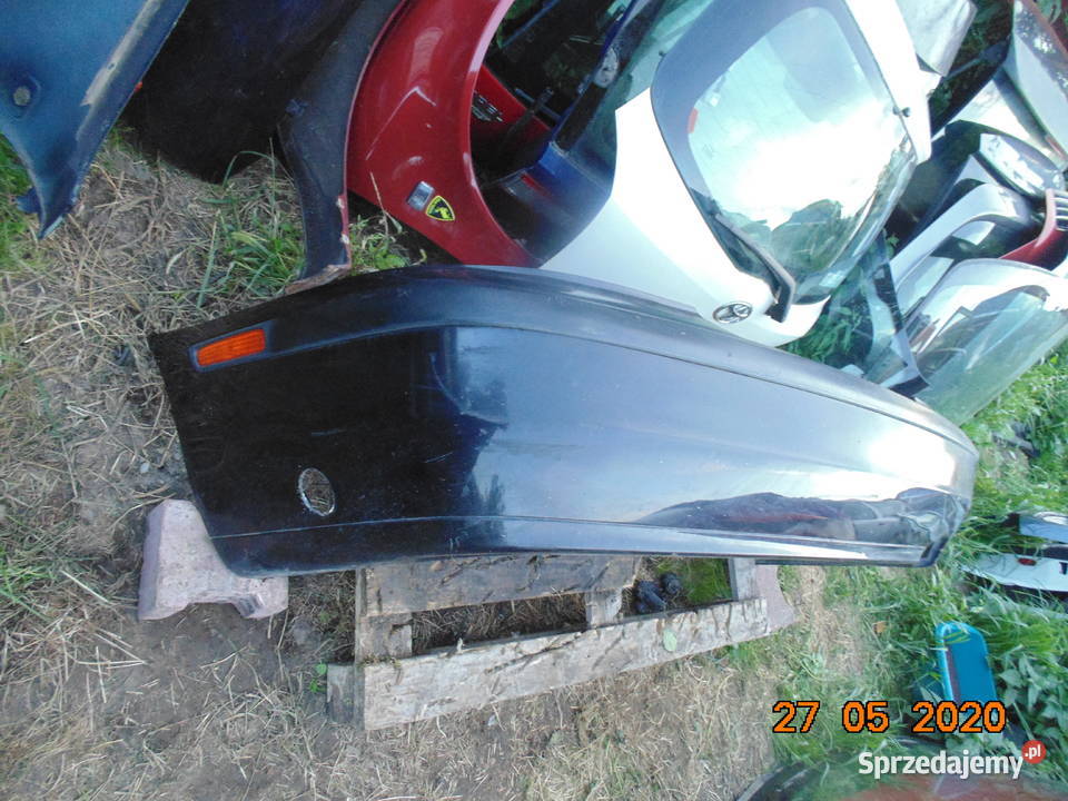 Zderzak tylny tył Volvo v40 0004 lift czarny Zderzaki Kraków