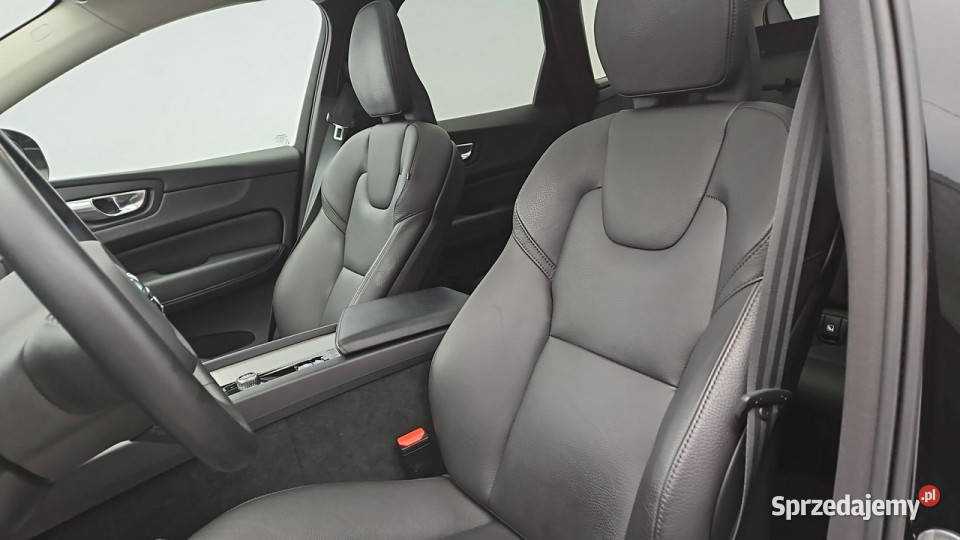 Volvo XC 60 AWD Ultimate Bright aut Z Polskiego relingi dachowe XC 60 Warszawa