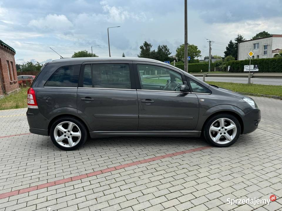 Opel Zafira B Lift 22 Benzyna Opłacony 7 osobowa Zafira Grudziądz