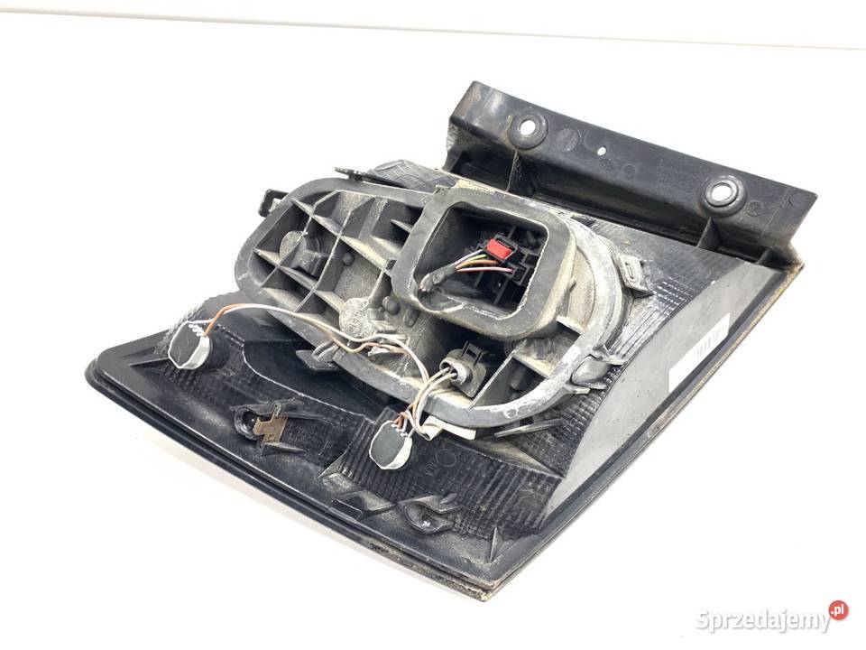 LAMPA PRAWY TYŁ SKODA FABIA III 6V9945096 Kombi osobowe