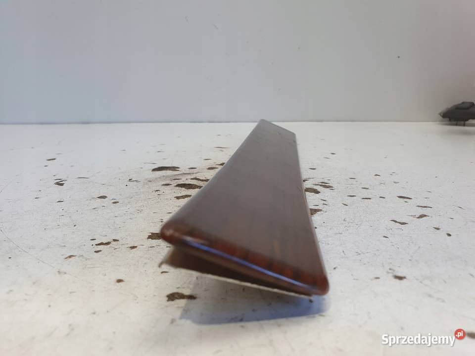 Mercedes W124 DEKOR DRZWI Listwa wewnętrzna osobowe Rudka