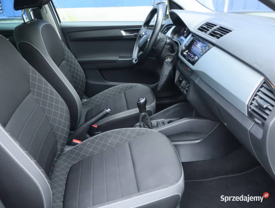 Skoda Fabia 10 TSI 999cm3 Łódź