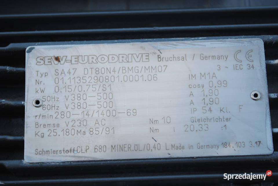 Motoreduktor kątowy 015075kw 1469obrmin SEW z Kargowa