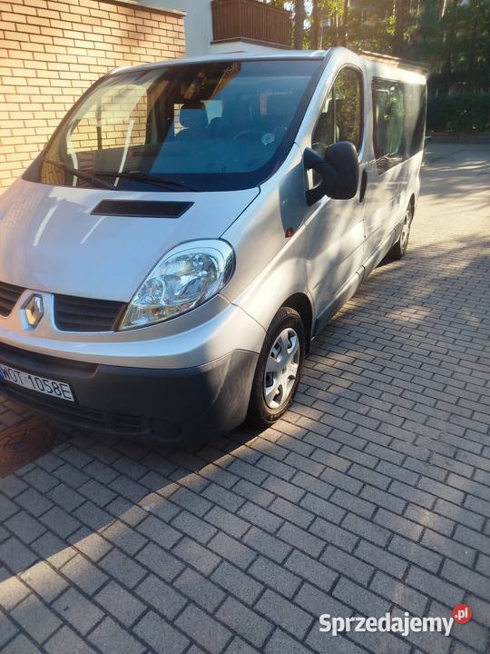 Sprzedam Renault Trafic brygadówka srebrny Józefów