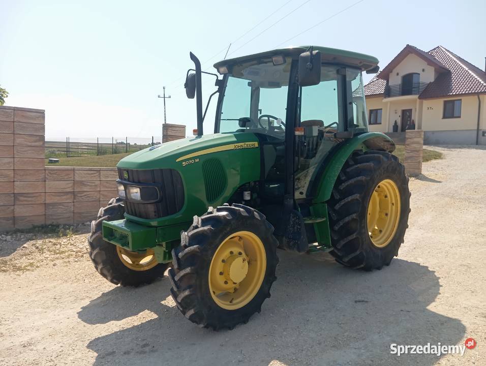 JOHN DEERE 5070M Racławice