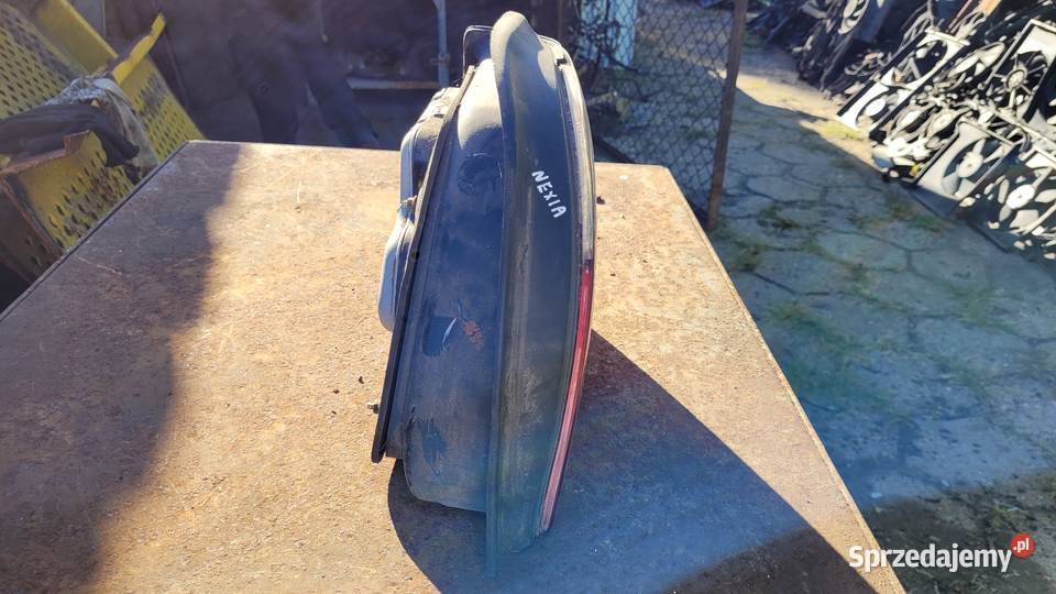 Lampa prawa tylna Daewoo Nexia Części mazowieckie Łagów sprzedam
