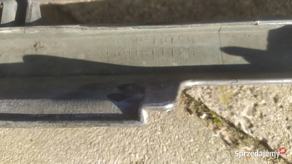 TOYOTA LAND CRUISER 100 GRILL ATRAPA Wrocław