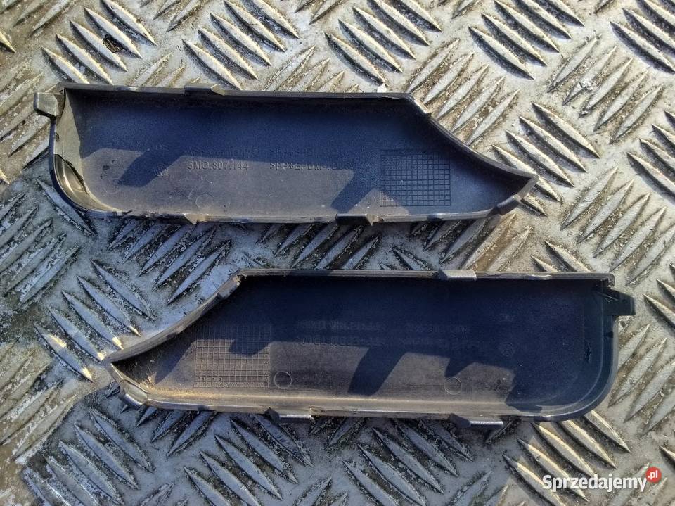 Zaślepki zderzaka przedniego VW Golf 5 Plus Warszawa
