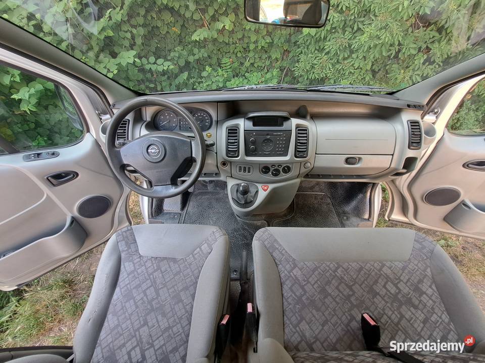 Opel Vivaro 9os 19 TDi