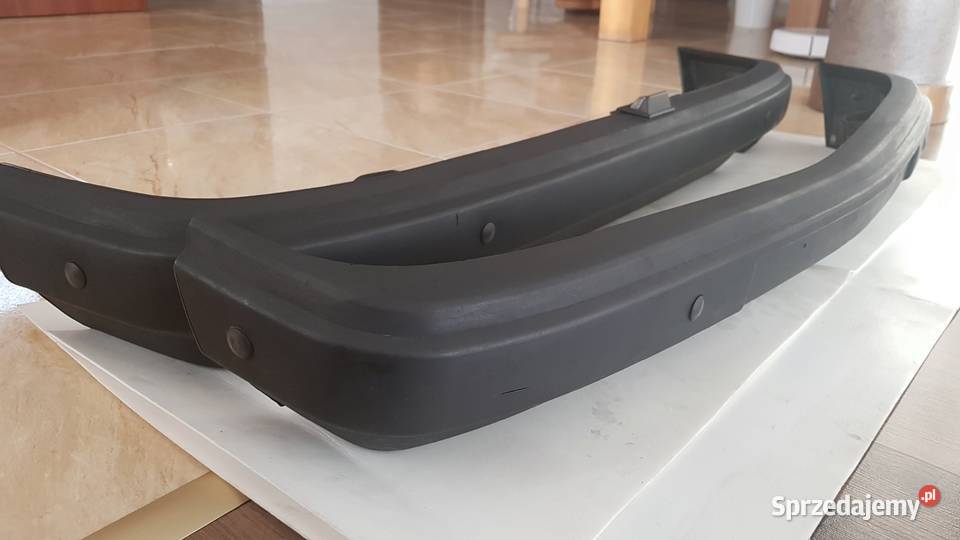 zderzaki do Fiata 126p Wersja P4 wąski plastik osobowe Grzymałków sprzedam