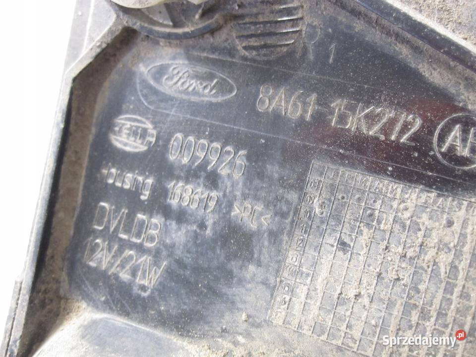 FORD FIESTA VII 09r lampa przeciwmgielna prawa