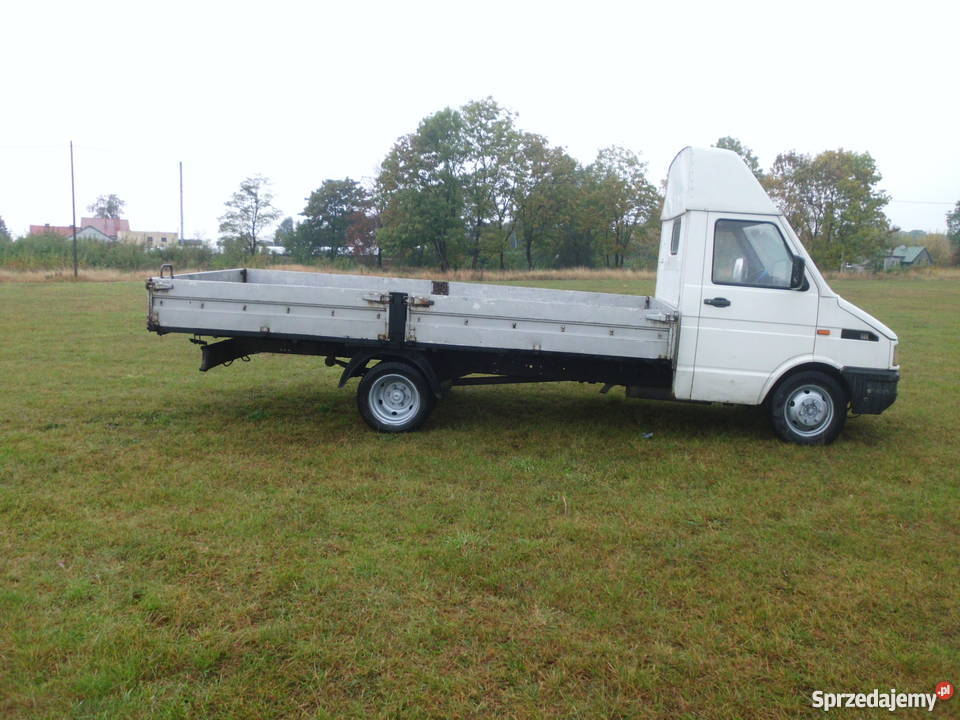 Iveco skrzyniowe 46metra do 35T 2500cm3 Strzelno