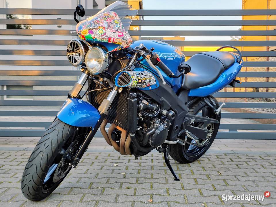 Triumph Speed Four naked streetfighter 34 000 manualna Poznań sprzedam