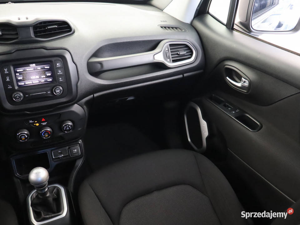 Jeep Renegade 10 TGDI wielofunkcyjna kierownica Bielany Wrocławskie